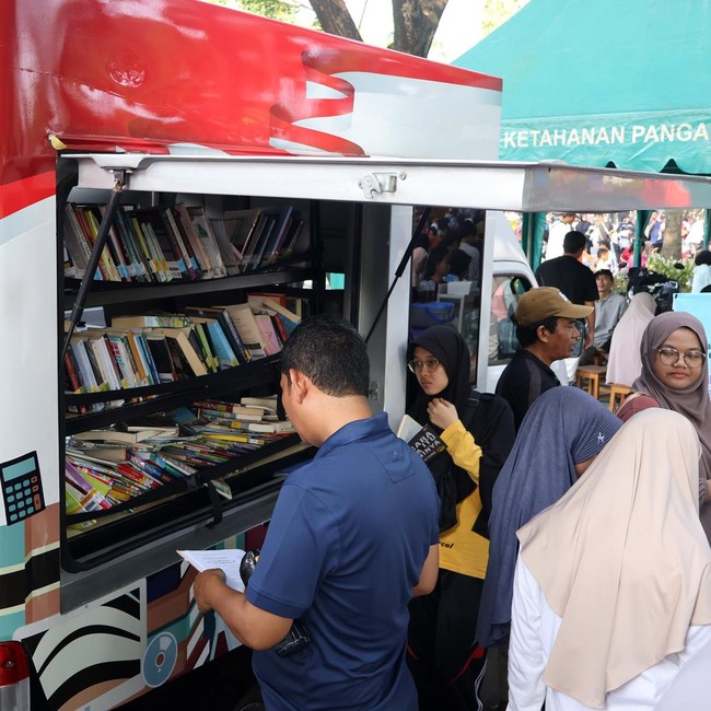 Perpustakaan Keliling Hadirkan Literasi di Ruang Publik