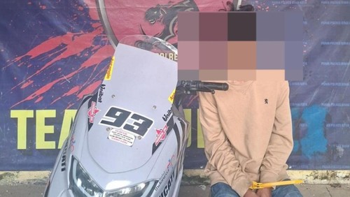 Pria inisial MS (30) ditangkap polisi lantaran diduga mencuri  motor milik mahasiswa di Kelurahan Nae, Kecamatan Rasanae Barat, Kota Bima, NTB. (Foto: Dok. Polres Bima Kota)
