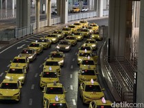Jangan Kaget! Di China Ada Taksi Ferrari Kuning