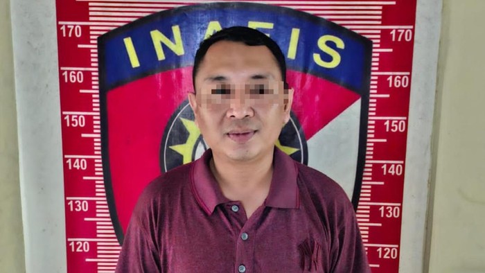Tampang Ketua LSM yang peras pedagang kosmetik di Lampung Timur