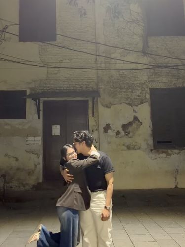 Kebersamaan Ardhito Pramono dan Davina Karamoy.