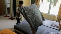 Dengan berbagai persiapan yang dilakukan, diharapkan proses pemberangkatan jemaah haji tahun 2026 dapat berjalan lancar, aman, serta memberikan kenyamanan maksimal bagi seluruh calon jemaah.