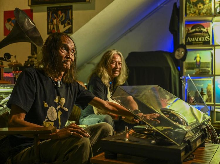 Dari Vinil hingga Kaset, Groove Story Hidupkan Budaya Musik Analog