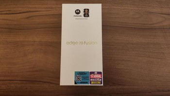 Ini dia boks Motorola Edge 70 Fusion. Foto: Aisyah Kamaliah/detikINET