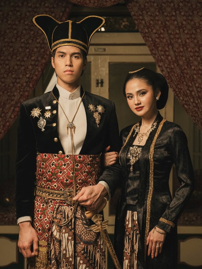 El Rumi dan Syifa Hadju