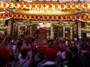 Jutaan Umat Ikuti Ziarah Mazu, Tempuh 340 Km di Taiwan