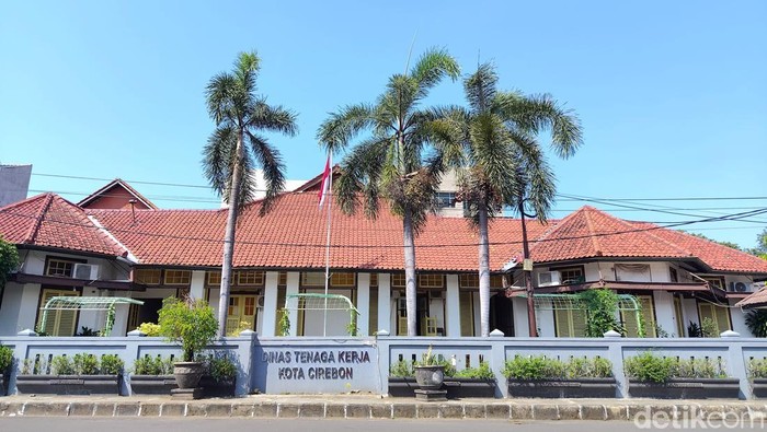Kantor Disnaker Kota Cirebon pindah ke Jalan Kebumen.