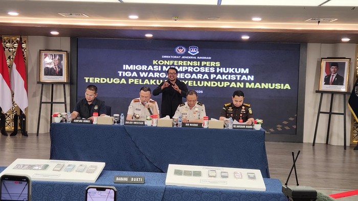 Konferensi pers Ditjen Imigrasi, 20 April 2026 (Adrial/detikcom)