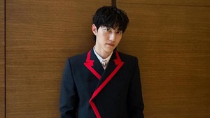 Kami menyambut kedatangan aktor Kwak Dong Yeon dengan penuh ketulusan, tulis THEBLACKLABEL. (Foto: dok. Instagram @kwakdongyeon0)