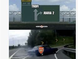 Meme Menohok! Air Mata Arsenal Jadi Minuman Usai Kalah dari City