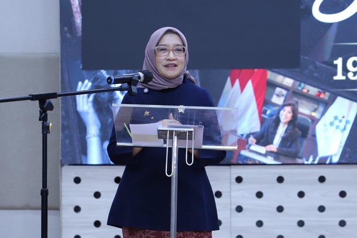 MenPAN-RB Buka-Tampilkan Karya Fotografi di Pameran Kartini Masa Kini
