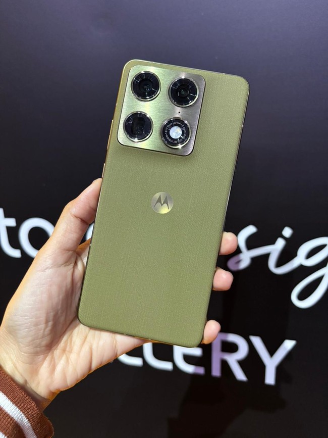 Motorola Signature: HP Rp 11 Jutaan, Kamera Canggih Sampai Warna Pantone