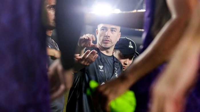 Pelatih Persik Kediri, Marcos Reina