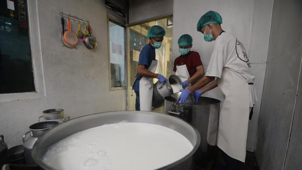 Produksi Susu Boyolali Tembus Ribuan Liter untuk Program MBG