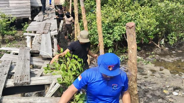 Progres jembatan di Kabupaten Bengkalis, Riau.