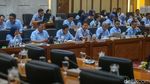 Rapat di DPR, Menkes Beberkan Penanganan KLB Campak