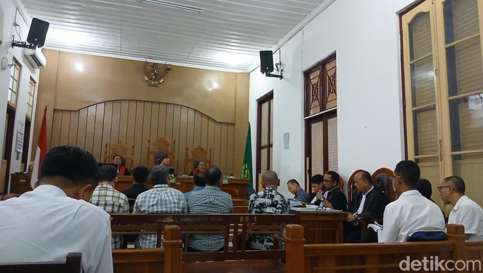 Sidang lanjutan kasus korupsi proyek pembangunan rel kereta api DJKA, di PN Medan, Senin (20/4/2026). (Juita Sinuhaji/detikSumut)