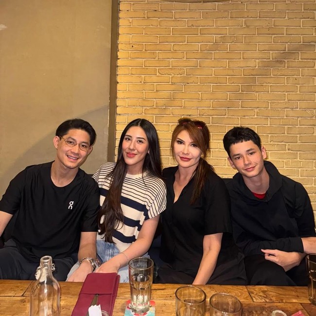 Tamara Bleszynski Bicara Restu Soal Pernikahan Teuku Rassya