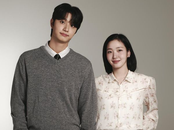 Kim Go Eun-Kim Jae Won Excited Sajikan Yumis Cells 3 Buat Fans