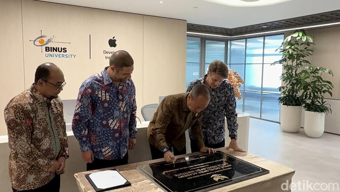 Apple Developer Institute