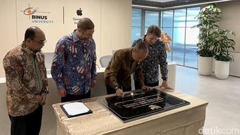 Apple Developer Institute diresmikan langsung oleh Menteri Perindutrian Agus Gumiwang pada Selasa (21/4/2026). Berlokasi di lantai 51 gedung Autograph, Jakarta Pusat Foto: Adi FR/detikINET