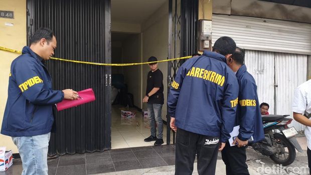 Bareskrim Polri geledah gudang di Sidoarjo soal kasus impor HP ilegal dari China