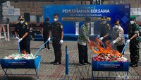 Memasuki 2026, target meningkat menjadi Rp6,53 triliun. Hingga akhir Maret, realisasi baru mencapai Rp1,4 triliun atau 21,49 persen.  