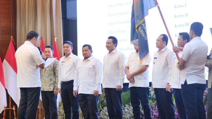 Bupati Luwu Utara Andi Abdullah Rahim dikukuhkan sebagai Sekjen AKPSI 2025–2030. Dokumen Istimewa