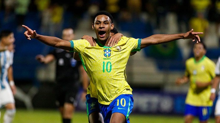 VILLETA, PARAGUAY - APRIL 10: Eduardo Conceicao of Brazil celebrates after scoring the teams third goal during a FIFA U17 World Cup 2026 Qualifier match between Argentina and Brazil at Estadio Ameliano Villeta on April 10, 2026 in Villeta, Paraguay.