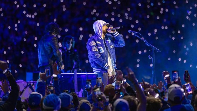 18 Tahun Eminem Bebas dari Alkohol dan Obat-obatan!