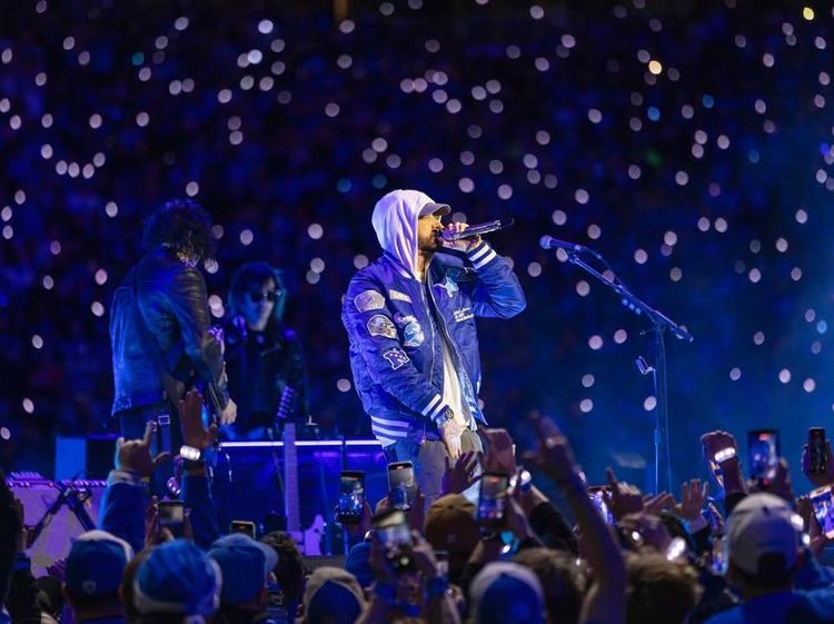 18 Tahun Eminem Bebas dari Alkohol dan Obat-obatan!