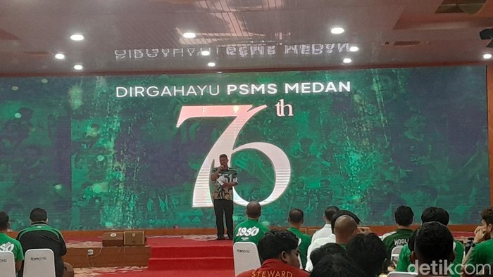 Gubsu Bobby Nasution saat sambutan di acara HUT PSMS Medan ke-76 (Nizar Aldi/detikSumut)