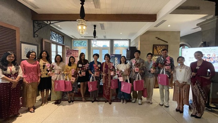 HER PURPOSE: Women Leading the Next Generation.