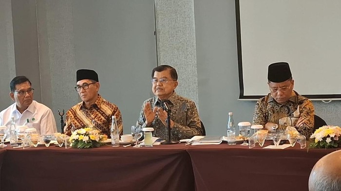 Jusuf Kalla (pegang mic)-(Kurniawan/detikcom)