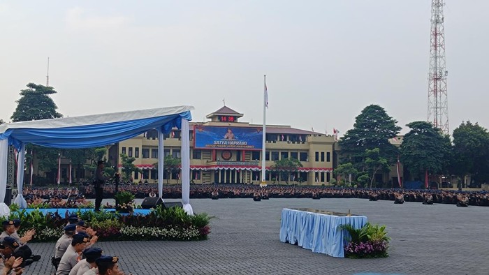 Kapolri membuka rakernis Brimob. (Rizky/detikcom)
