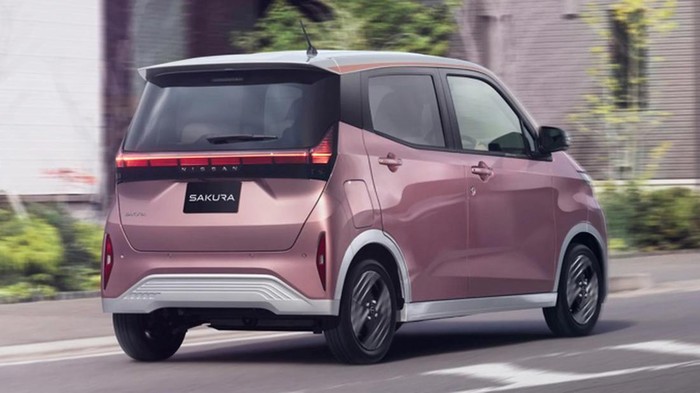 Lihat Lebih Dekat Nissan Sakura Terbaru
