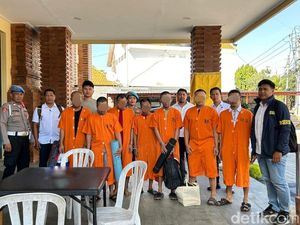 Tujuh Pria Asal Probolinggo Komplotan Pembobol Pura di Bali Diringkus