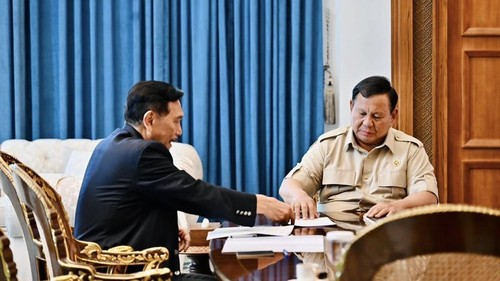 Prabowo dan Luhut bertemu 4 mata di Istana Merdeka, Jakarta, Selasa (21/4/2026).