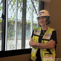 Memimpin, Membangun, Berakting: Tiga Wajah Renitasari Adrian