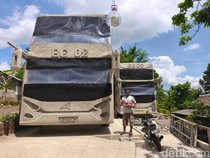 Ide Supardi Bikin Rumah Bus Double Decker: Yang Biasa Nggak Ada Sensasinya