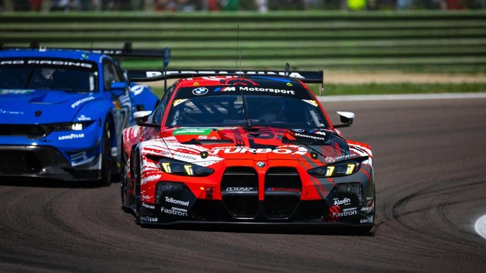 Sean Gelael dan Team WRT 32 finis kelima di 6 Hours of Imola. 