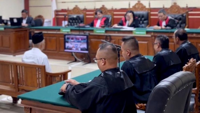Sidang kasus korupsi di RSUD Iskak Tulungagung