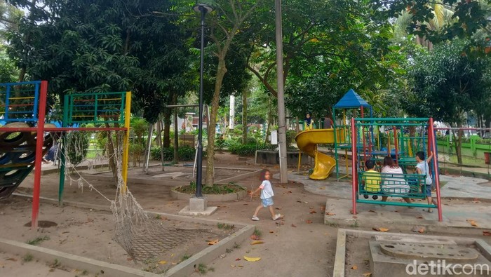 Suasana di Taman Beringin Medan (Olivia Andrea/detikSumut)