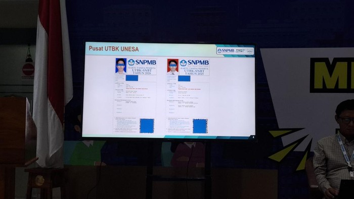 Temuan kecuranagan UTBK SNBT 2026 hari pertama yang dibeberkan pada konferensi pers  di Pusat UTBK Universitas Negeri Jakarta (UNJ), Rawamangun, Jakarta Timur, Selasa (21/4/2026).
