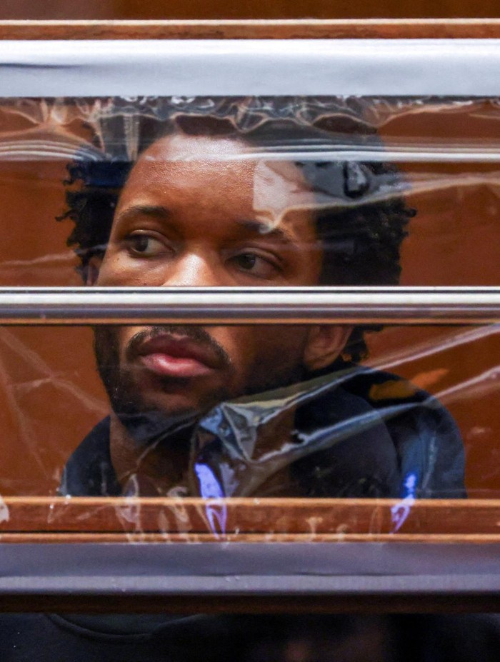 Singer David Anthony Burke, known as D4vd, looks on during his arraignment for the murder of Celeste Rivas Hernandez at the Clara Shortridge Foltz Criminal Justice Center in Los Angeles, California, U.S., April 20, 2026. Los Angeles County District Attorney Nathan J. Hochman announced earlier in the day that musician David Anthony Burke, known as D4vd, was charged today with murdering 14-year-old Celeste Rivas Hernandez, whose body was found decomposed and dismembered in his car that had been impounded in September 2025.    TED SOQUI/Pool via REUTERS