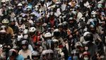 Air Terjun Skuter, Jalan Layang Dipadati Motor Saat Jam Sibuk