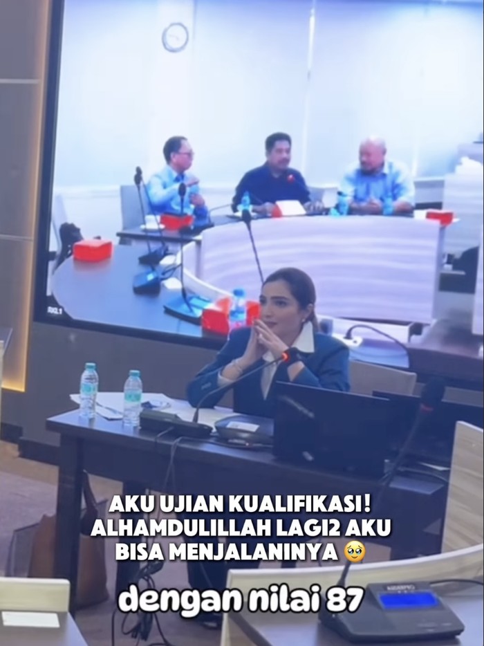 Ashanty lulus ujian S3.