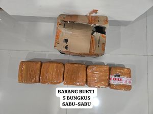 Wanita Residivis Kendalikan Sindikat 5 Kg Sabu di Makassar, Kurir Ditangkap