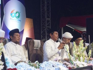 Antusias Warga Hadiri Batang Bersalawat Bersama Habib Abidin-KH Anwar Zahid