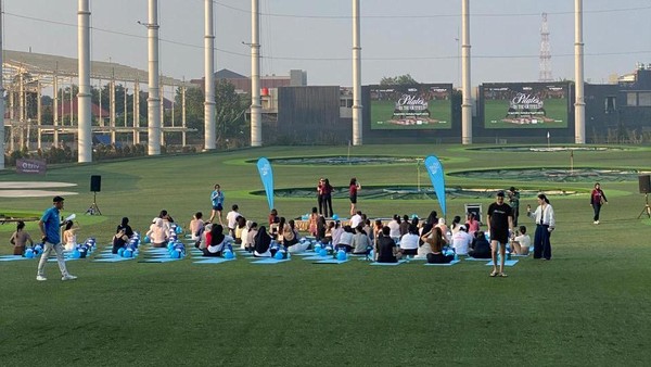 Dari Mat ke Green: Keseruan Pilates In The Outfield Vol. 3